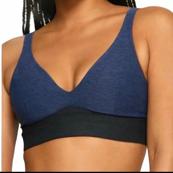 Outdoor Voices Seamless Plunge Sports Bra Women’s size Small - Picture 1 of 8